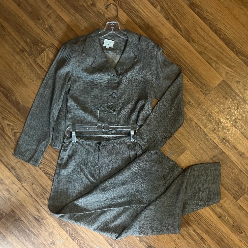 Kathleen Sommers Vintage Geometric Crepe Fabric Blazer and Skirt Suit